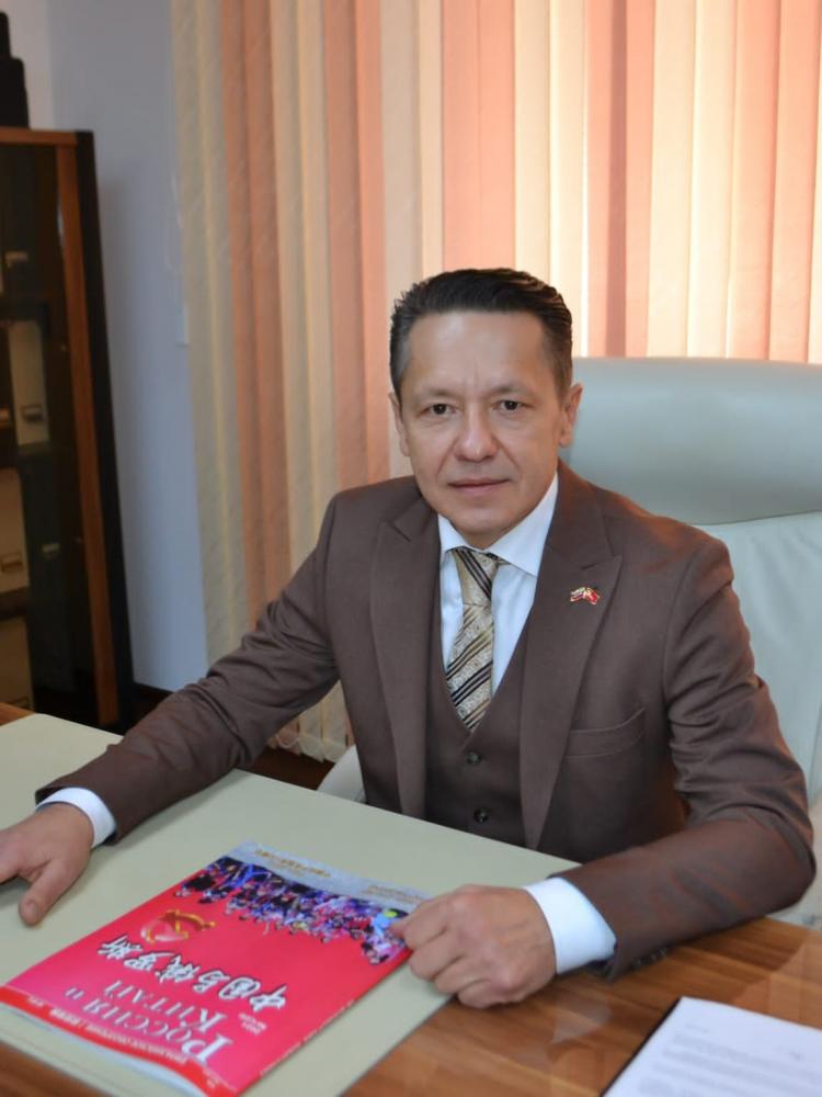 Владимир Строй