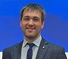 Руслан Салихов 